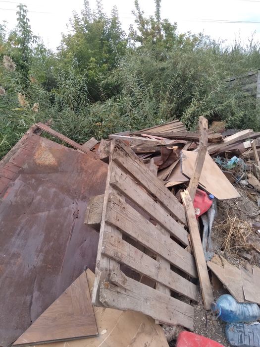 Отдам дрова самовывоз