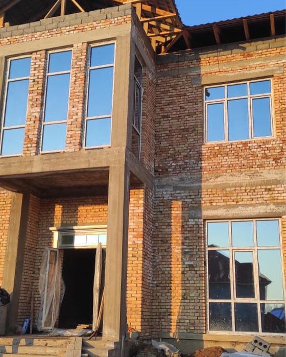 Пластиковые и алюминиевые двери | Входные и межкомнатные