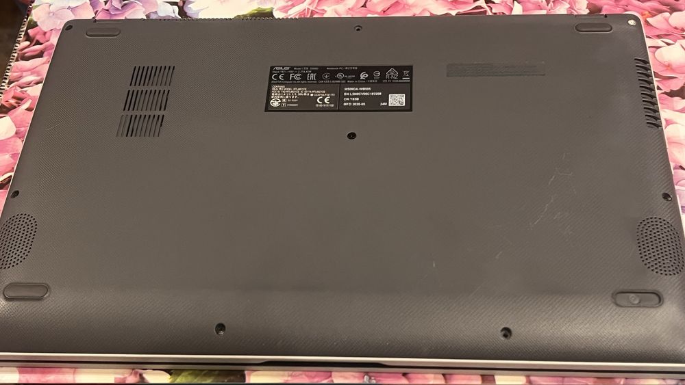 ASUS M509DA / Ryzen 5 / 256GB SSD / 8GB RAM / Vega 8 / Windows 11 Pro