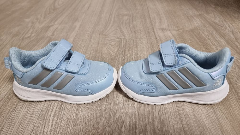 Încălțăminte Adidas fetițe