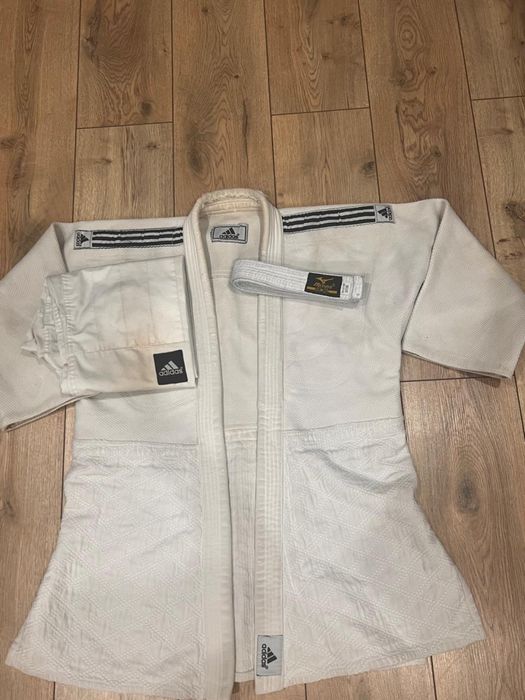 Продам кимано для дзюдо
