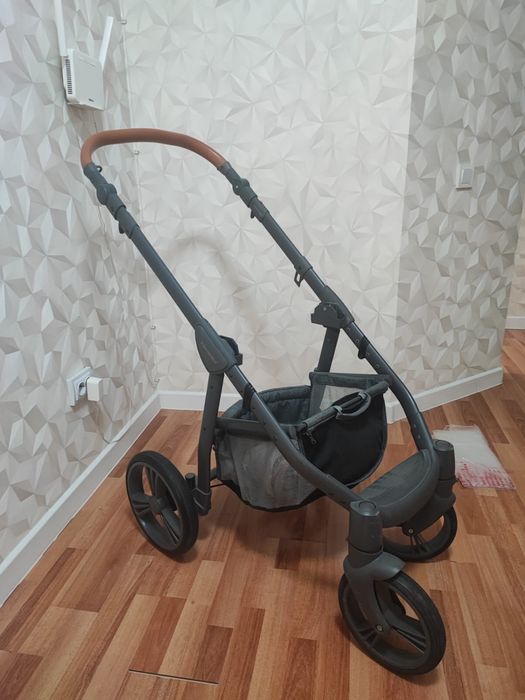 Продам коляску. Детская коляска.