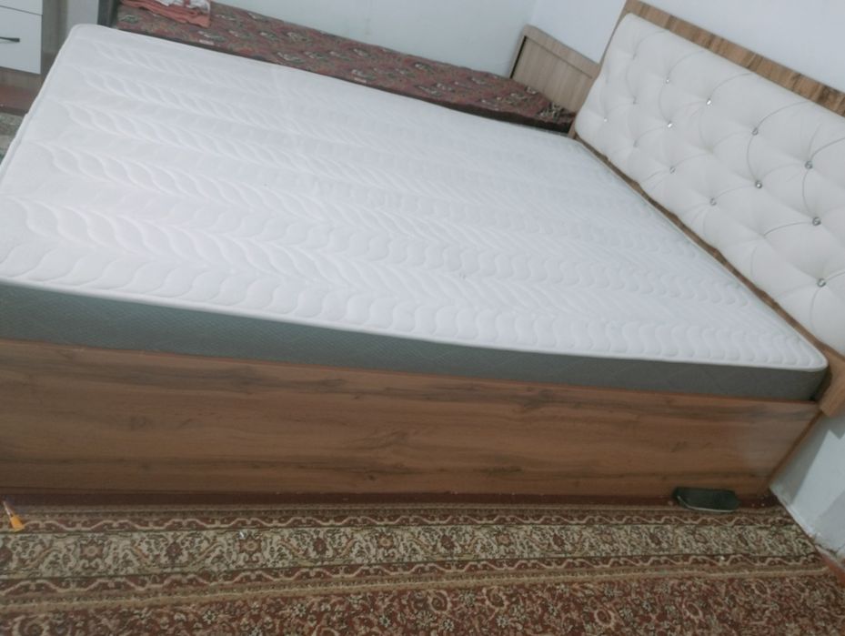 Спальный,  матрас, тумба