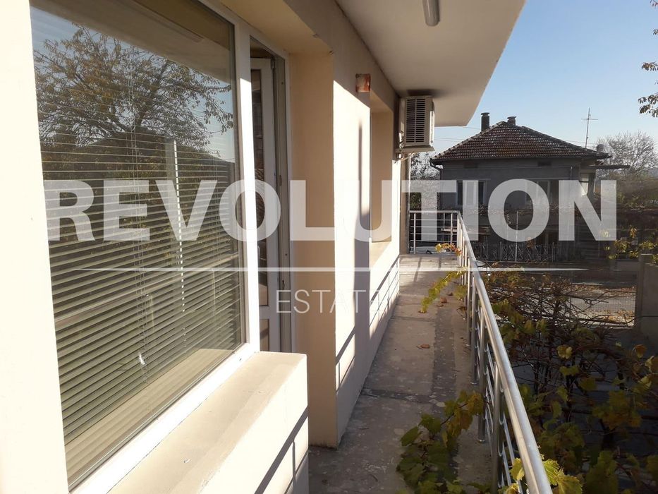 Дава се под наем Етаж от къща в Варна, Владислав Варненчик - 70 кв.м за 425 € - Снимка #3