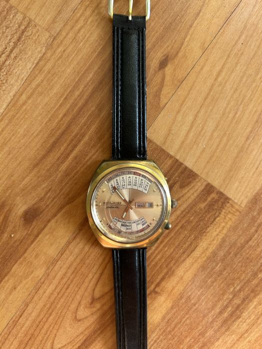 Wittnauer "2000" Perpetual Calendar