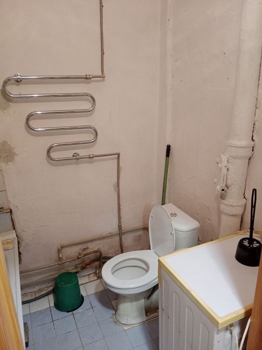 Продам 1,5 на ДКМ