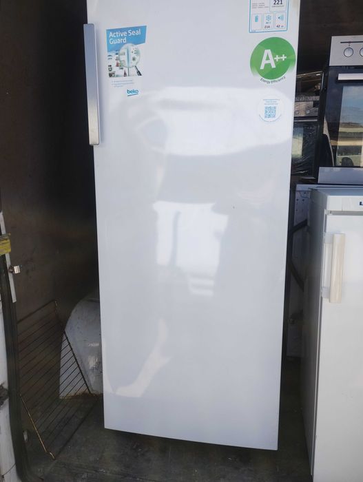 фризери Liebher 126l. Beko 290l. No Frost