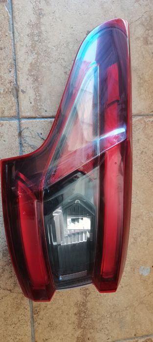 Заден стоп нисан кашкай