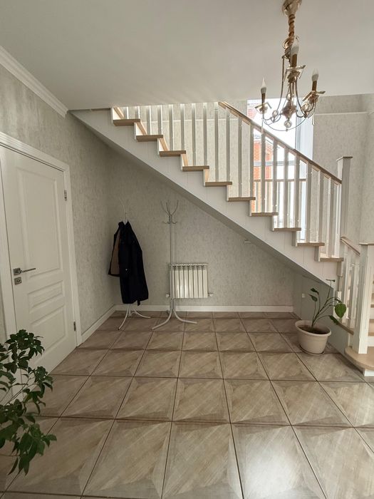 Продам котедж в одном дворе 2 дома