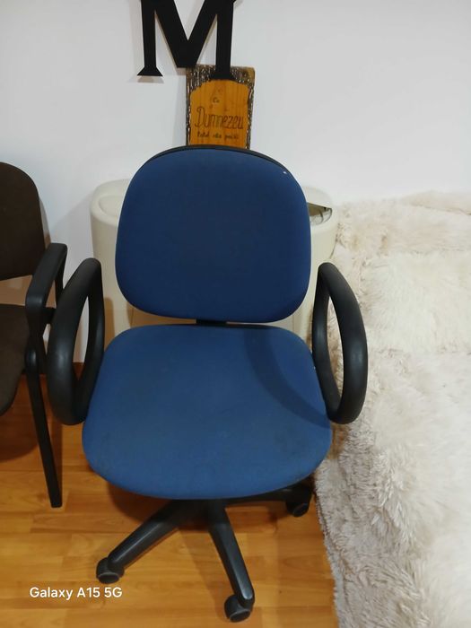 Mobilier magazin, tejghea, rafturi rezistente depozit, scaune, birouri