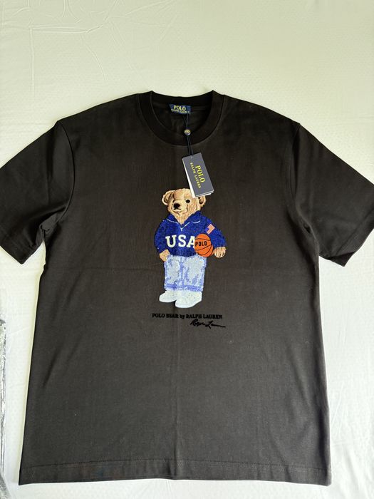 Model unic tricou
