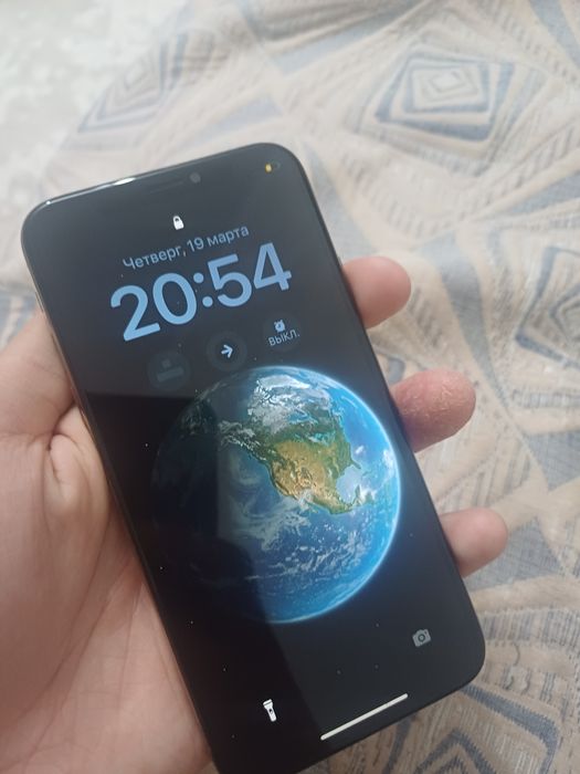 Айфон. Хс. 64гб. 75 емкос