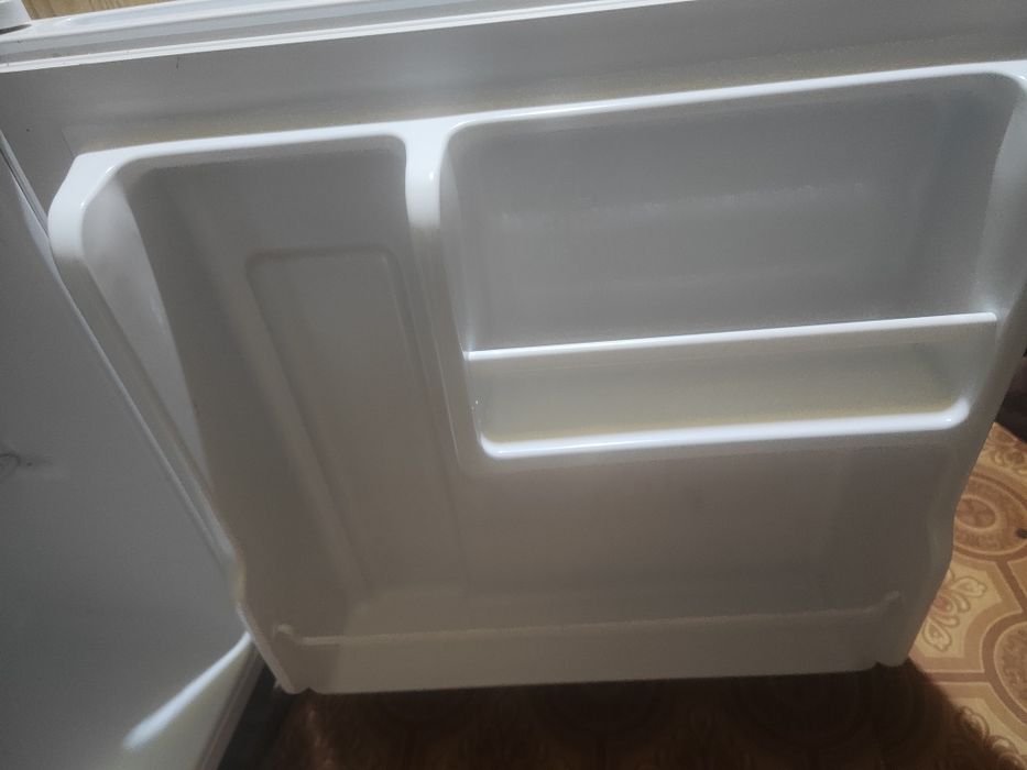 Продам небольшой Холодильник