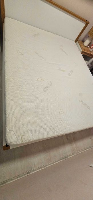 Матрак 160/200 двулицев 22 см