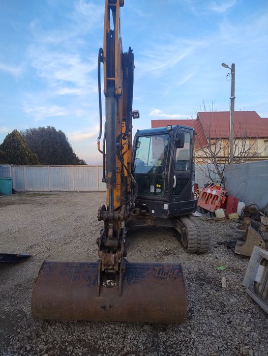 Excavator 6 tone Case Cx60c
