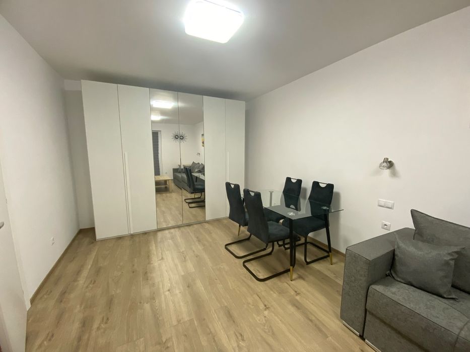Inchiriez apartament 2 camere. Zona  Kogalniceanu Sibiu.