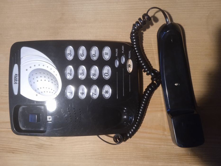 Продавам телефоннн