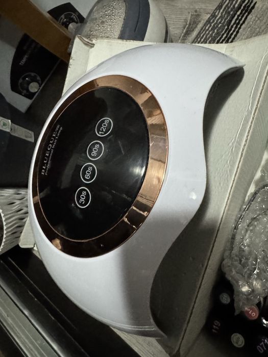 Продам все для маникюра