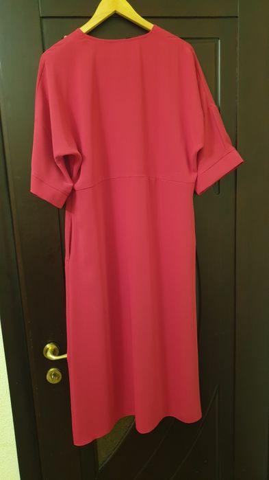 Продам платье женское