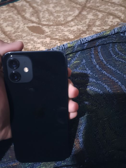 iPhone 12 обменяю