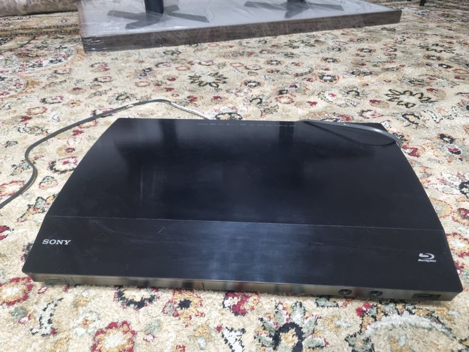 Продаётся домашний кинотеатр Sony Blu-ray Disc/DVD система BDV-E880 с
