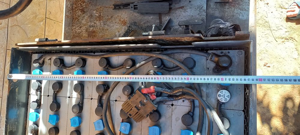 Тягова батерия за електрокар 48v/360ah, със зарядно.