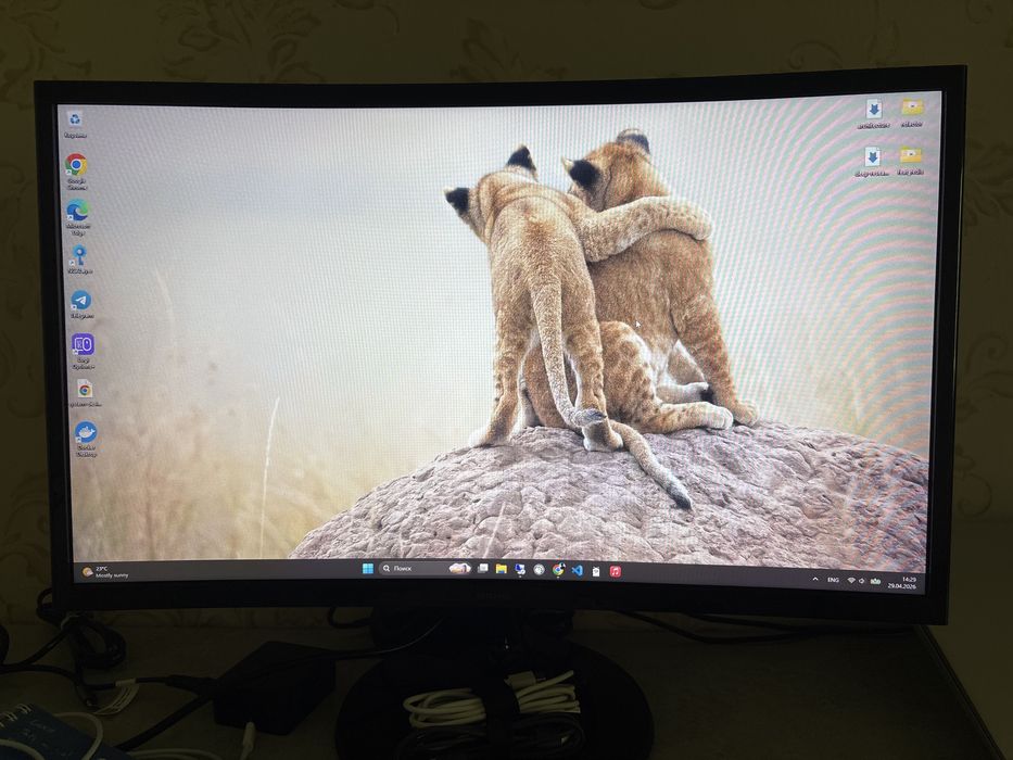 Монитор Samsung