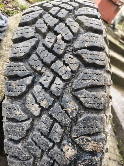 Гуми Goodyear duratrac 235/75/15