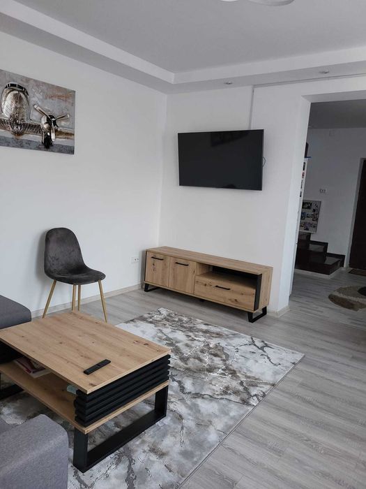 Casa individuala | 300 mp teren | Mobilata si utilata | Baicoi - Liliesti.