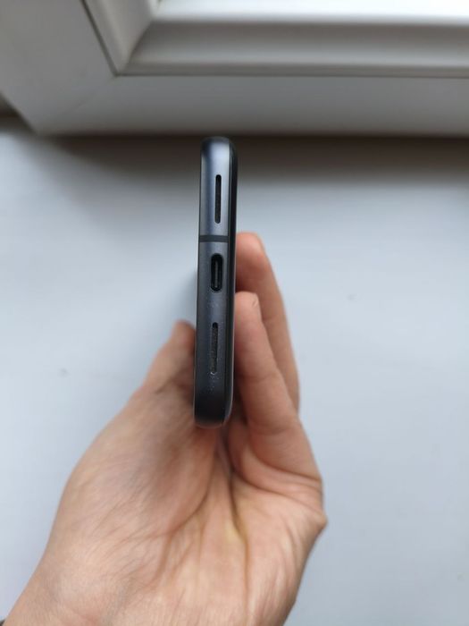 Pixel 8 8/128 GB на запчасти