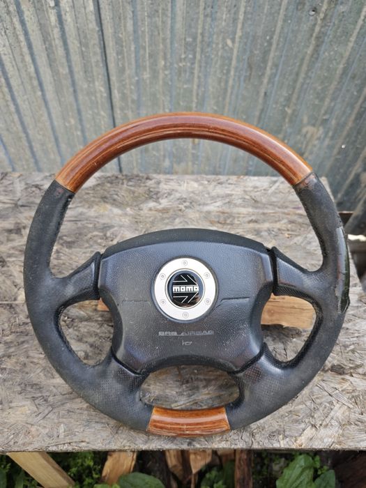 Руль Subaru b4 momo