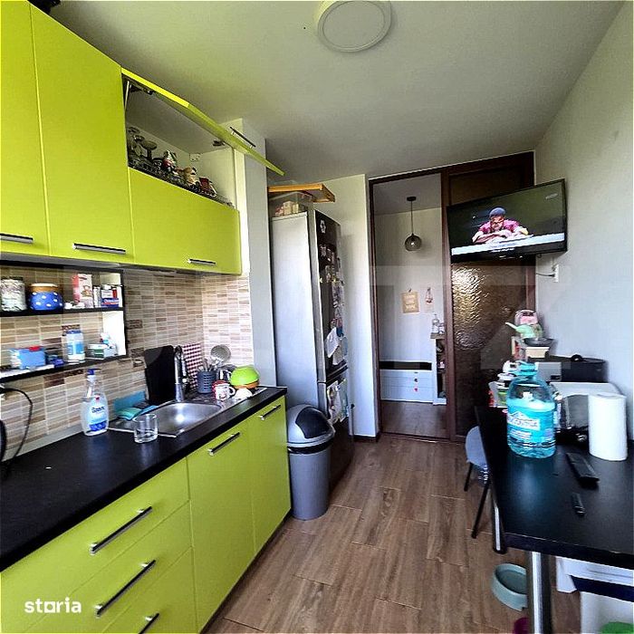 Apartament 4 camere, 88 mp, zona Micro 16