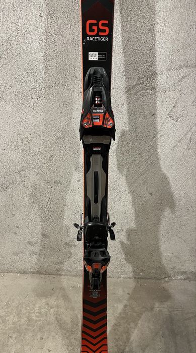 Ски Völkl Racetiger GS (Race Inspired 2023/2024)