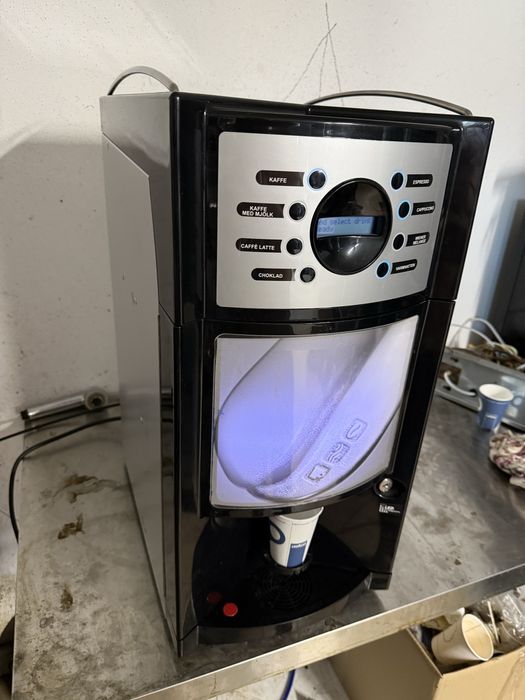 Bianchi Gaia,aparat cafea 1 macinator boabe,2 instant ciocolata si lapte,an2014