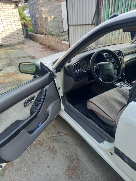 Субару легаси 1999г