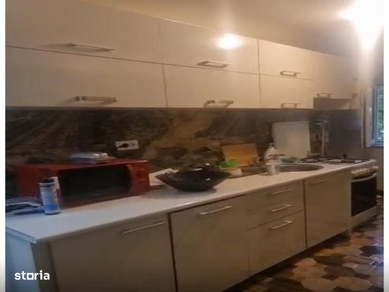 Apartament 1 camera spatioasa-etaj 2 -Balcon -Telegrafului