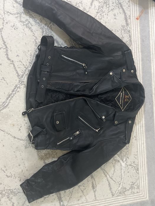 Классическая мотокуртка