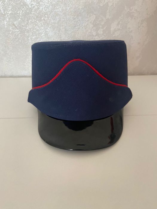 Продам форму полицейскую