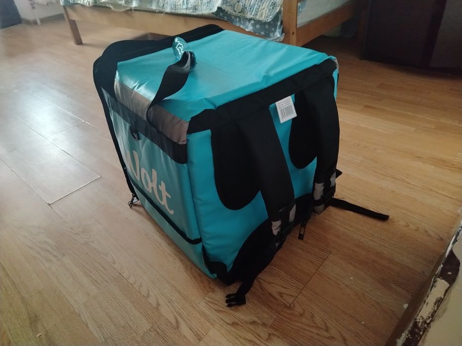 Курьерская сумка Wolt