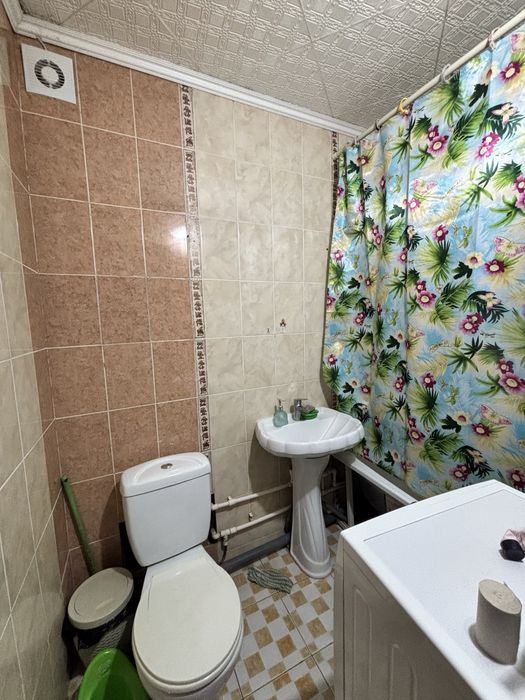продам 2ком. квартиру