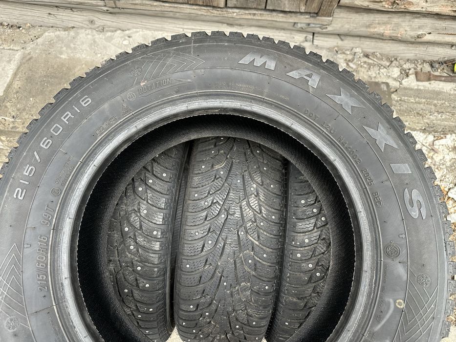 Продам зимние шины 215/60 16
