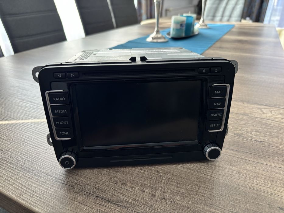 Vand sau schimb Cd player Gps vw
