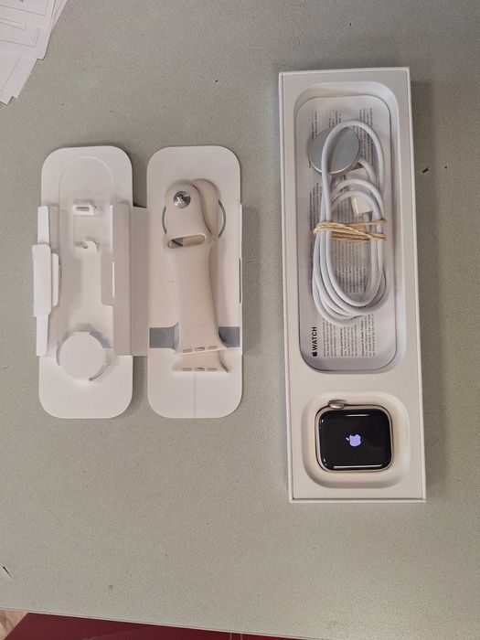 Apple Watch Se 3 40MM + Гаранция iStyle