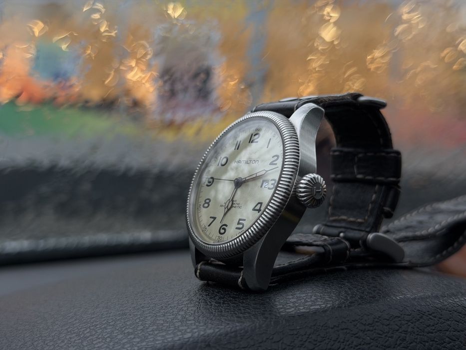 Hamilton Khaki Field 42 mm automatic ieșit din producție 
Pioneer Automatique 42mm