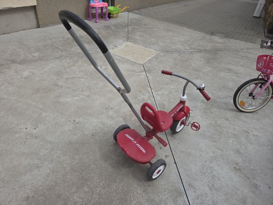 Tricicleta Radio Flyer