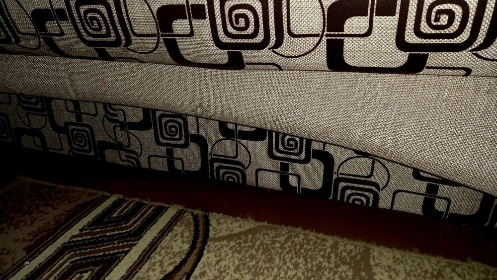 Продам диван в хорошем состоянии