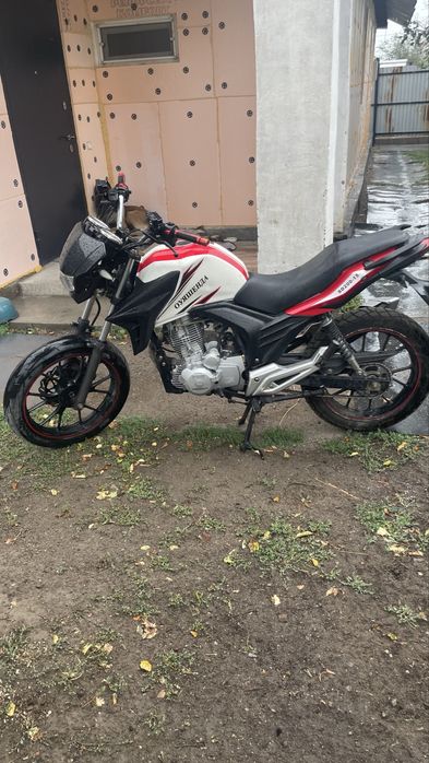 Продам мотоцикл 200 куб