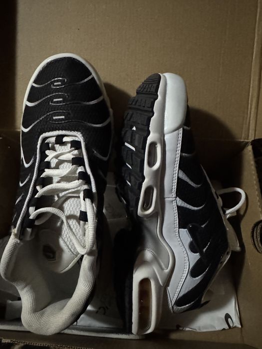 Nike Air Max Plus (TN) черно-белые