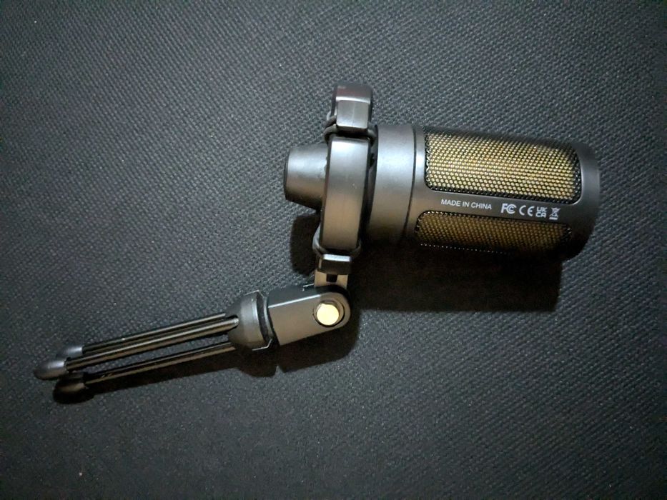 микрофон fifine ampligame a2