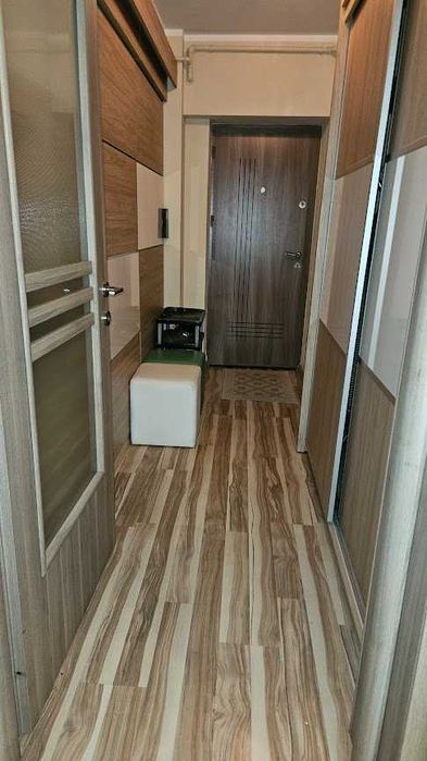Inchiriez apartament zona Insula/Supernova